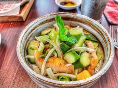 泰式炭扒姜黄猪颈肉沙拉-杭州西子湖四季酒店-WL BISTRO西湖餐厅(灵隐路店)