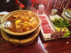 -沙胆彪炭炉牛杂煲(上海日月光广场店)