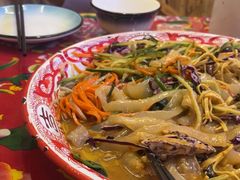 -闯关东东北农家菜(崂山石老人店)