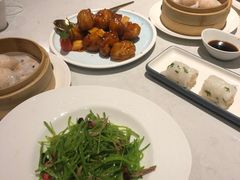 时令鲜果咕噜肉-喜粤8号(四海唐人街店)