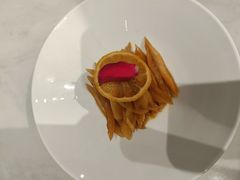 -满江红四季餐厅 · 国家五钻级酒家(新纪元大酒店店)