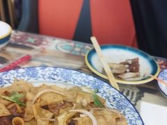 -壹阁胡羊焖饼(特色小吃街店)