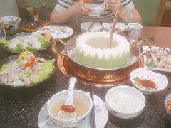 -得意咚瓜·顺德鱼生·冬瓜火锅(深圳首店)