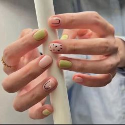 -悦指间美甲美睫
