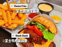 芝士牛肉蘑菇堡-Shake Shack(西单大悦城店)