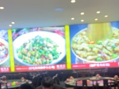 -川流不息·地道川菜·小龙虾(松东路店)