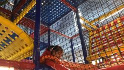 -动力星球家庭亲子游乐中心