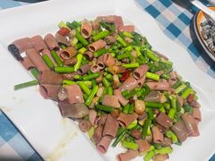 -超越海鲜屋(飞龙物业店)
