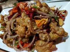 -虾弄弄海派小龙虾·牛羊蝎子火锅