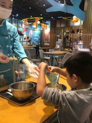 -Harry's Kitchen哈里小屋(上海大悦城店)