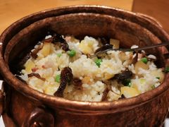 牛肝菌洋芋铜锅焖饭-山茶云南菜(中关村店)
