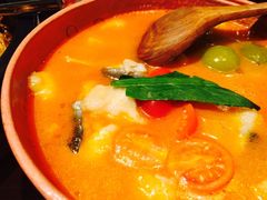 -云海肴·汽锅鸡·云南菜(天山百盛优客店)