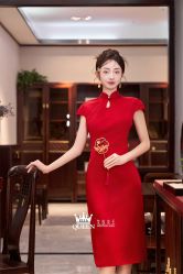 点击看大图 -艾拉·女王婚纱礼服馆
