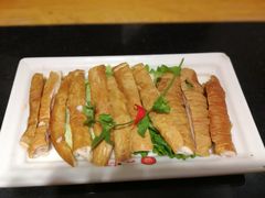-一斗火锅·招财羊毛肚(北温泉九号店)