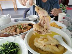 -小陆莲花蟹园农家乐(莲花岛店)