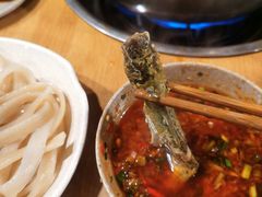 -肖肖酸萝卜鱼火锅(总店)