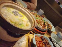 -蜜桃餐厅·伴山(湖滨商业街店)