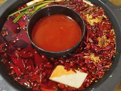 -黄潇洒老火锅(九眼桥宏济巷店)