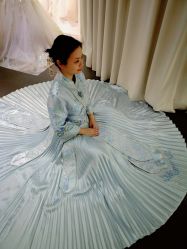 -Lady  Jane高端婚纱礼服馆