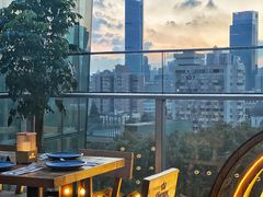 -THE CUT Rooftop顶楼牛排餐吧(环贸iapm店)