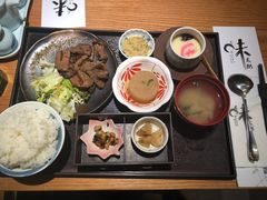 -味太助·银饭食堂(中华城店)
