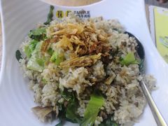 越式牛肉炒饭-探越越南牛肉粉(江南西分店)