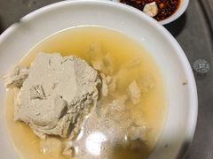 -土砂锅生态山庄·非遗砂锅雅鱼