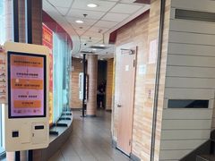 -麦当劳(虹梅路地铁站店)