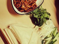 -关东小磨东北菜(上海长风大悦城店)