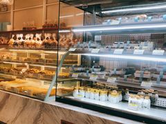 面包甜点陈列柜-老大昌(淮海中路店)