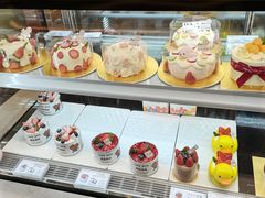 -花花卷卷·鲜食蛋糕(静安久光百货店)