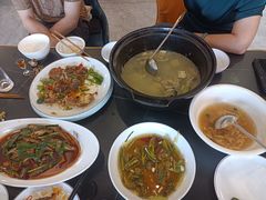 -谢师酒家