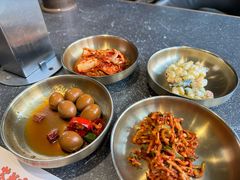 -草家酱蟹炭火烤肉店(珲春南路二店)