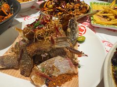 -肥肥虾庄·金牌油焖大虾(汉口城市广场店)