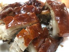 -黄记四更烤乳猪店