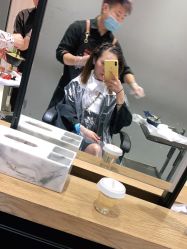 -苑苑发型设计