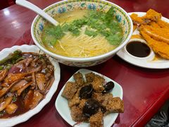 -金杨拉面王小吃面馆·牛三宝面·红烧牛肉粉