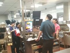 大堂-麦当劳(杭州萧山文源店)