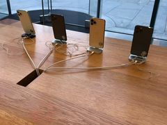 -Apple零售店(华贸购物中心店)