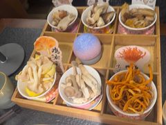 -菌自由丨野生菌火锅特色庭院餐厅(丽江古城店)