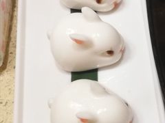 养颜玉兔糕-正哥点心皇子(旺城广场店)
