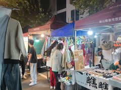 -吴山路夜市