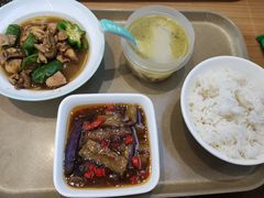 -老乡鸡(新邻天地店)