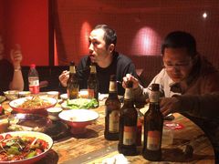 -虾弄弄海派小龙虾·牛羊蝎子火锅