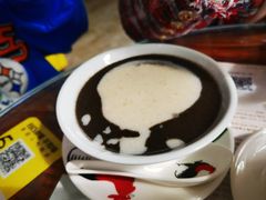 黑芝麻杏仁糊-周大娘牛乳(旧寨古村总店)