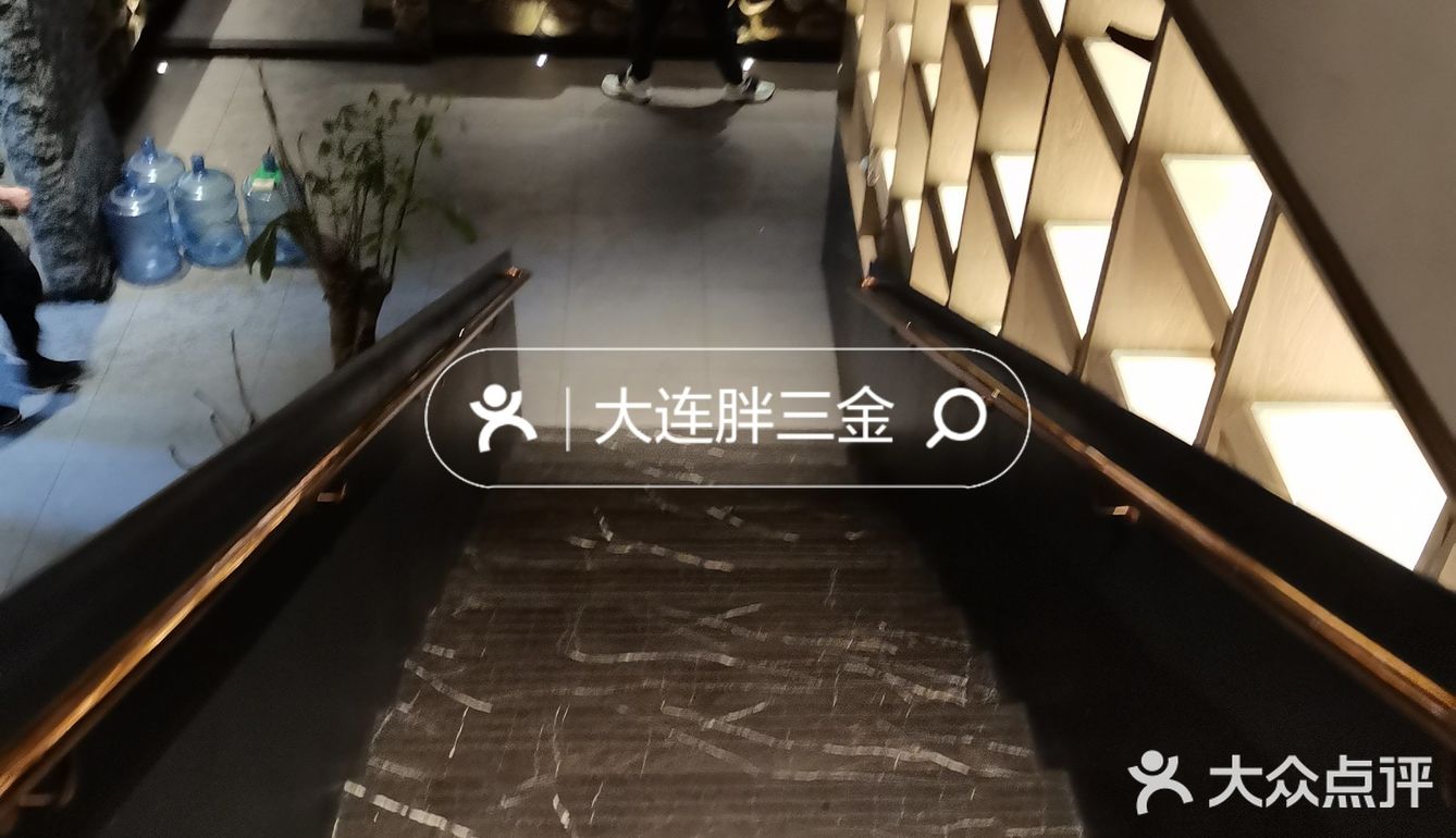 前台说：前面排队90桌‼️当时我就震惊了😓