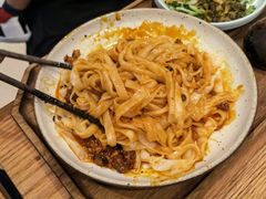 麻酱肉臊子拌粉-小满手工粉(上海维璟广场店)