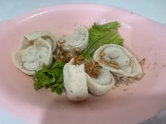 鱼皮饺-榮泰米粉湯(Left Shop)