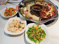 -佰人王串串香火锅(洋珠巷店)