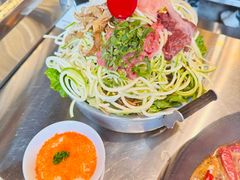 -朱光玉火锅馆·太原旗舰(钟楼街店)